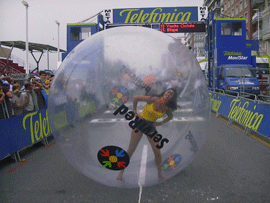 AUFBLASBARE EINSTEIGEKUGEL 