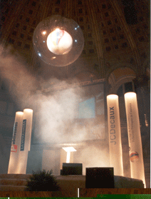 AUFBLASBARE KUGEL F&Uuml;R DIE B&Uuml;HNE