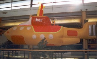 evenement - sous marin gonflable